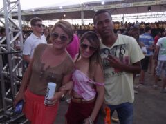 Oktober 10 Anos